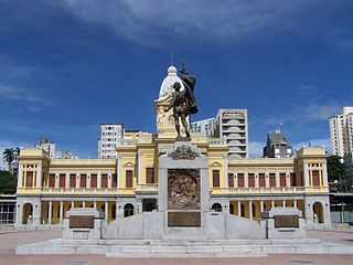 Monumento à Civilização Mineira (Terra Mineira)