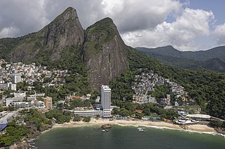 Morro Dois Irmãos