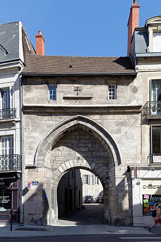 Porte de l'Ancien Evêché