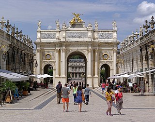 Porte Héré