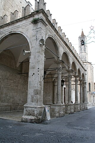 Loggia dei Mercanti