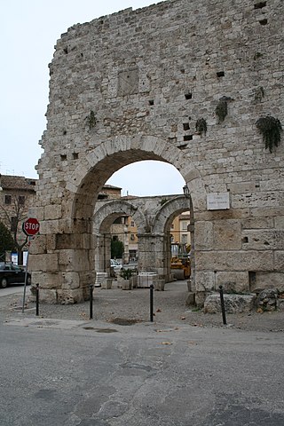 Porta Gemina