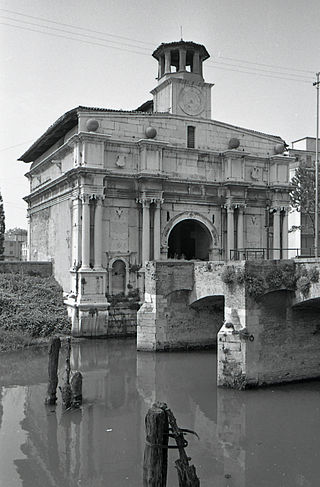 Porta Ognissanti