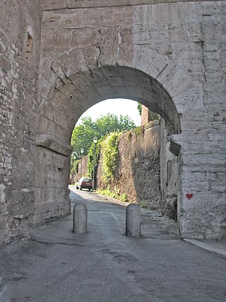 Porta Caelimontana