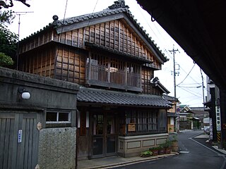 伊勢河崎商人館