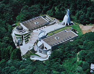 川崎市岡本太郎美術館