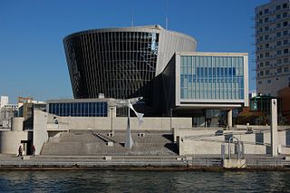 大阪文化館・天保山