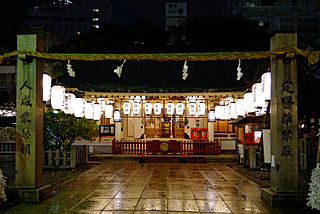 露 天神社