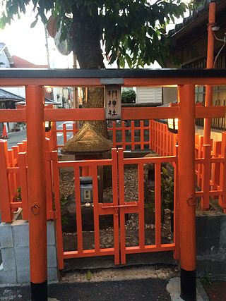 椚神社