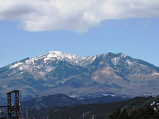 女峰山