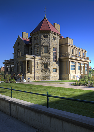 Lougheed House