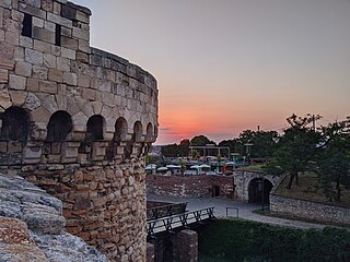 Леополдова капија