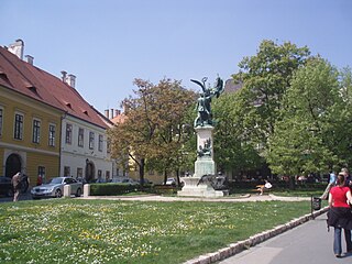 Honvéd-szobor