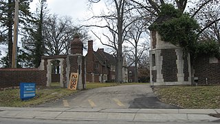 Pinecroft Mansion