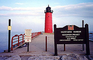 Milwaukee Pierhead Light